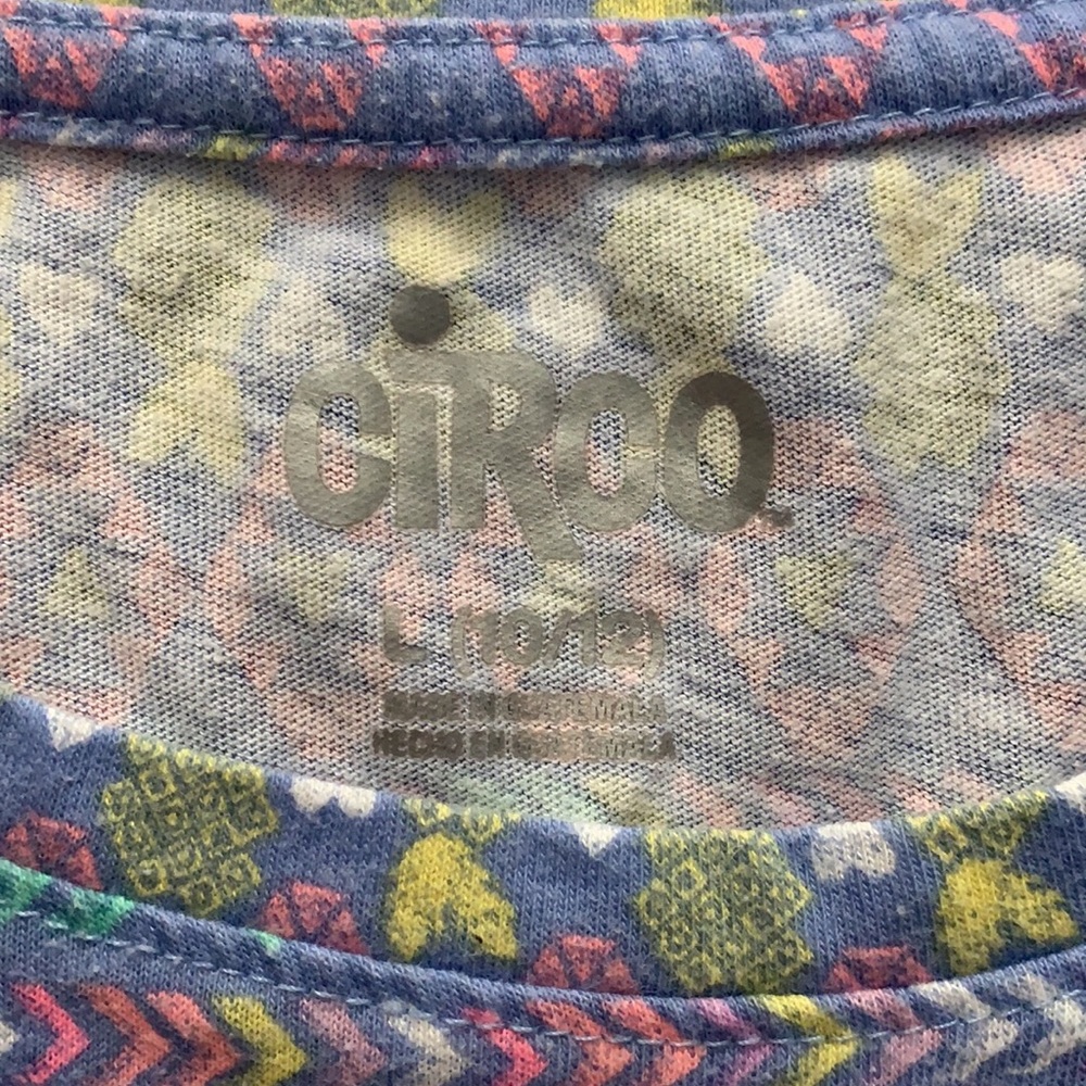 Circe Girls Patterned Tank - Picture 3 of 3